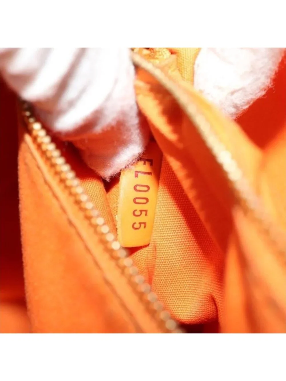 Authentic LOUIS VUITTON Epi Mandala MM Shoulder Bag Orange Mandarin M5889H LV